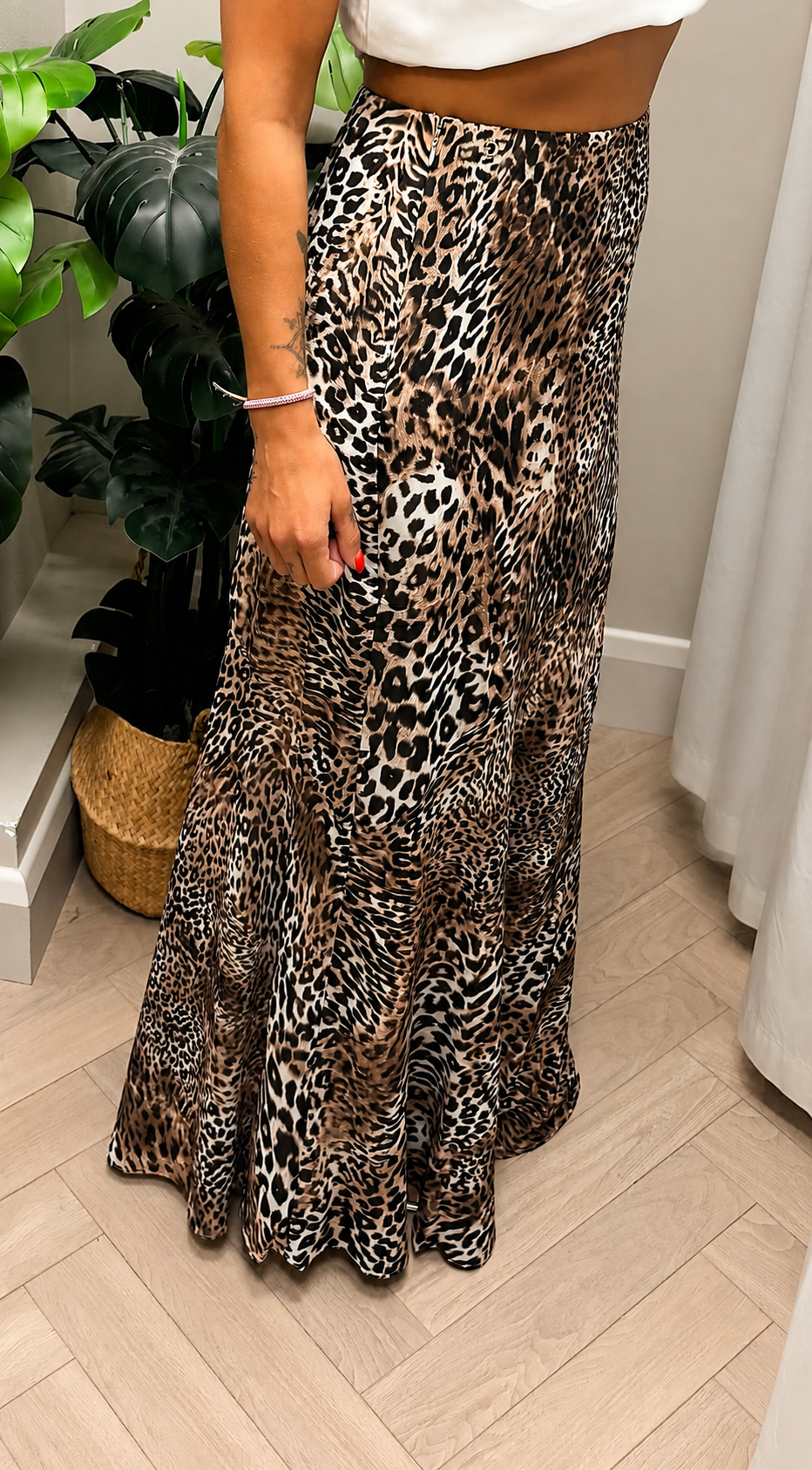 Guess Heloise Long Animal Print Skirt. W6BD24W4248