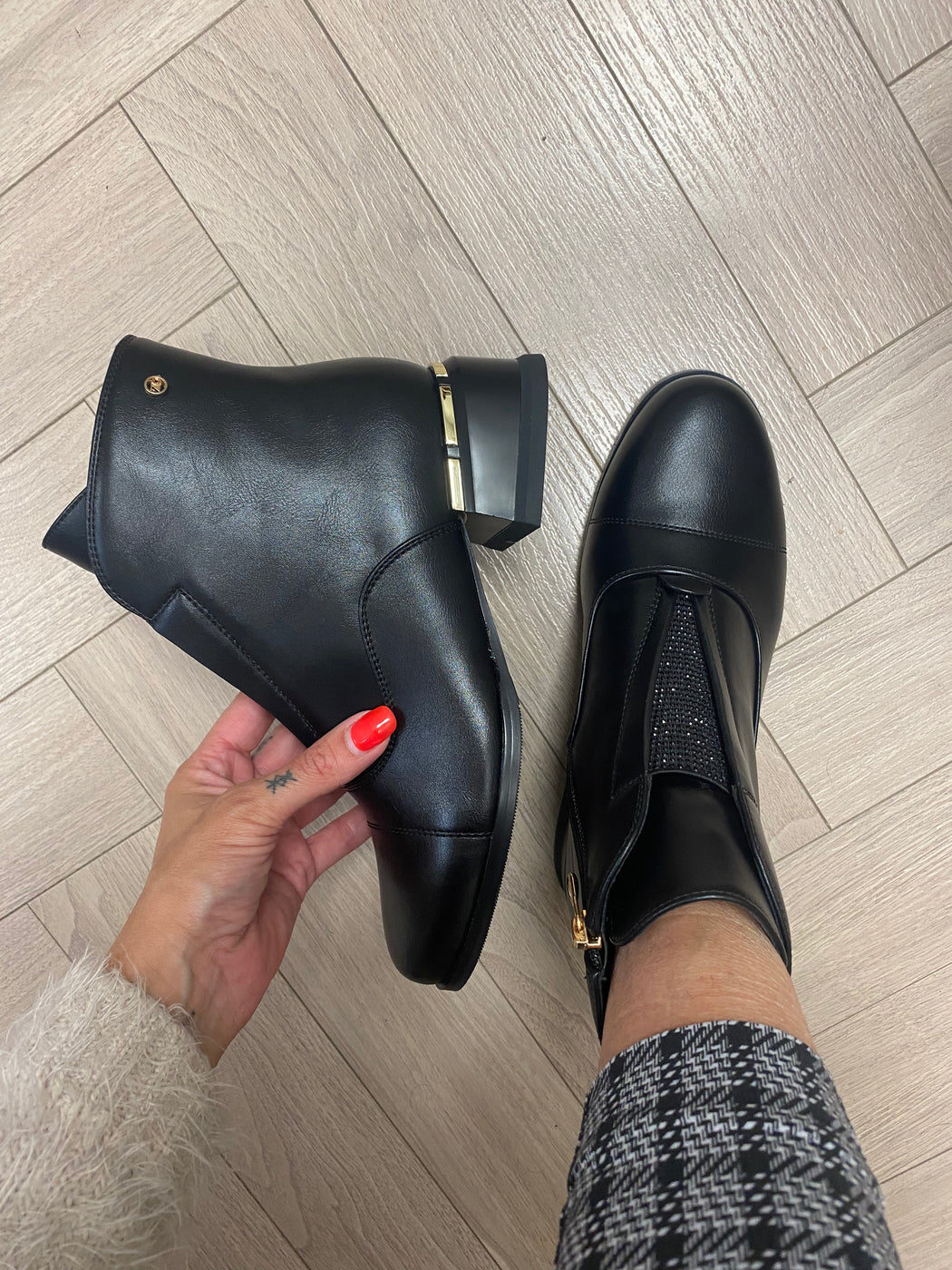 Tidore one ink sequin boot