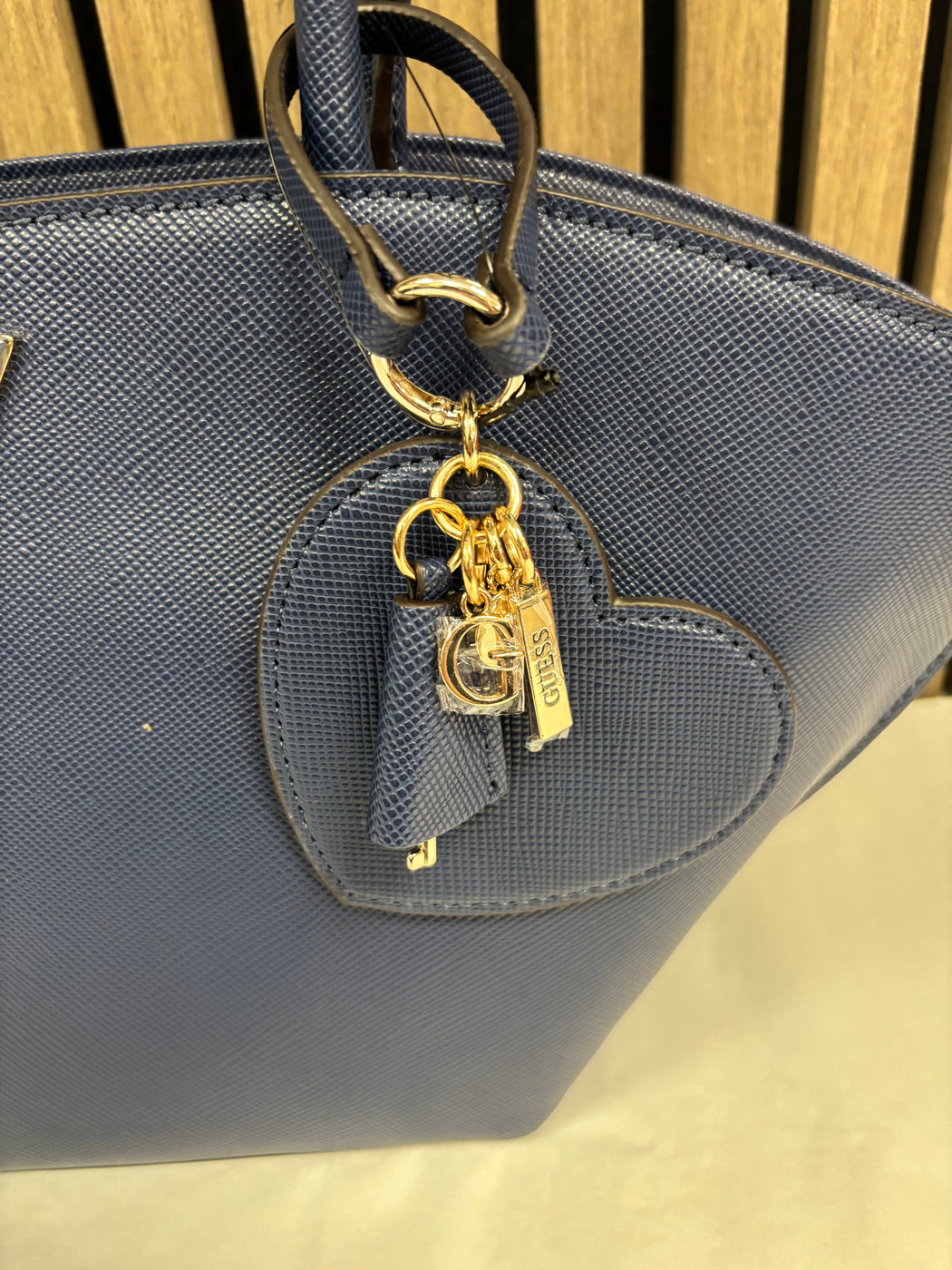 Guess Midnight BOLENA Bag. BG801506
