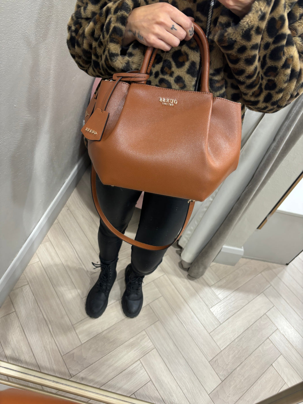 Guess Cognac AMORETTE Bag. BG789806