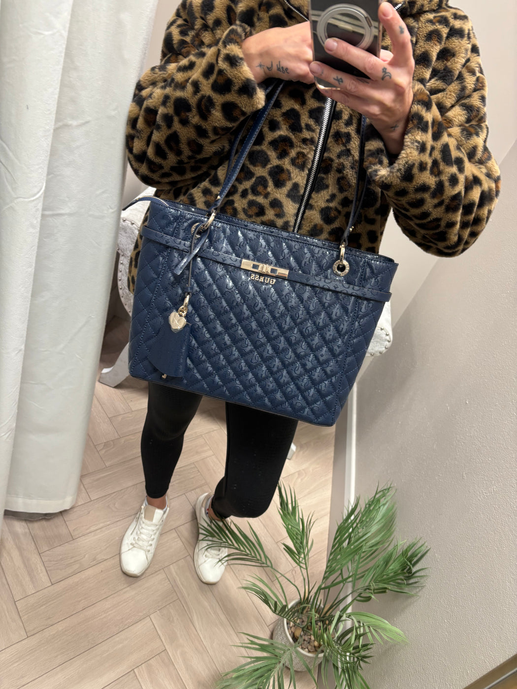 Guess midnight IDRA Bag. GG815725