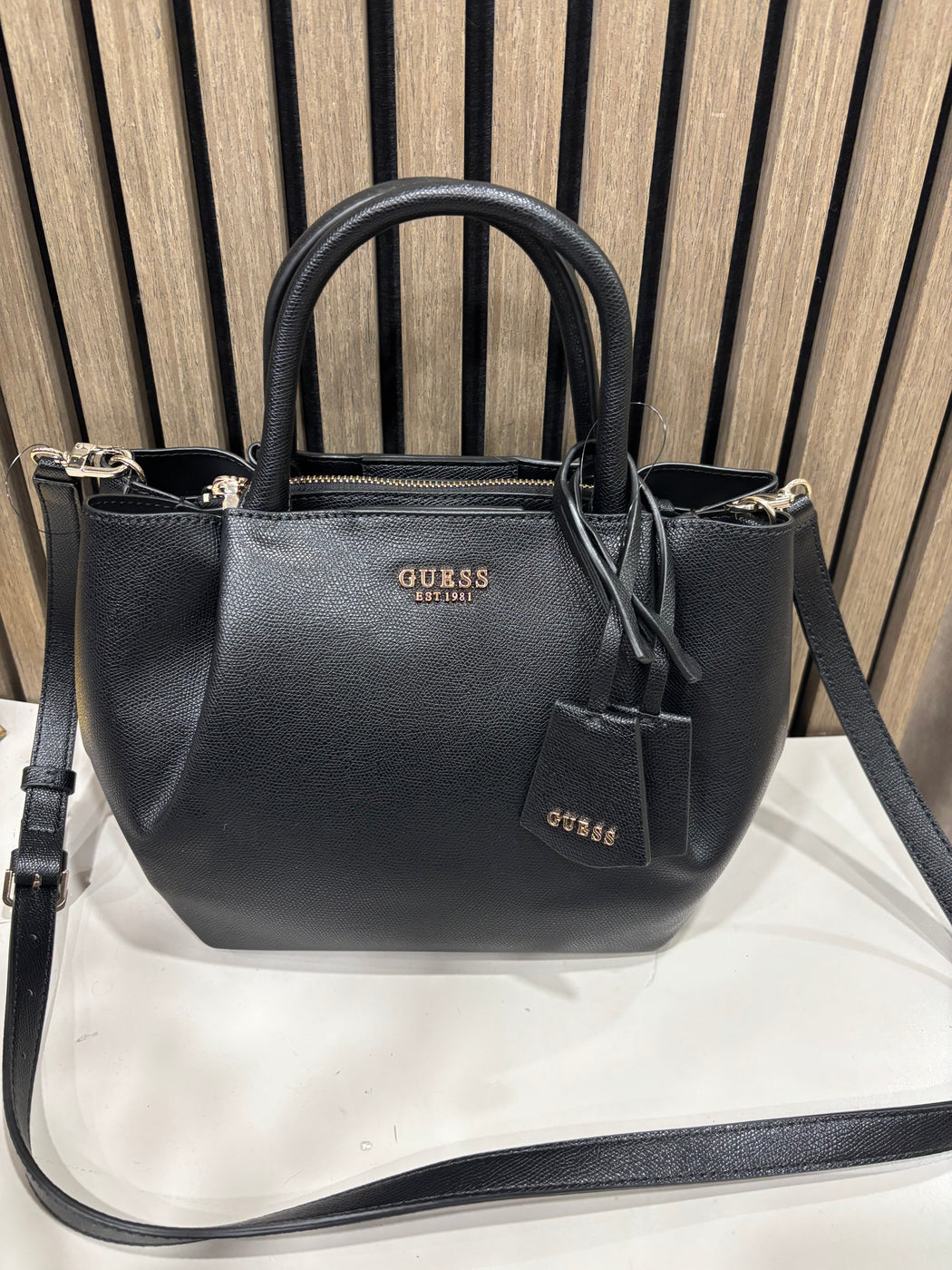 Guess Black AMORETTE Bag. BG789806