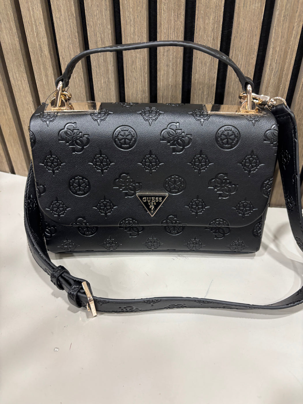 Guess Black Logo TISHA Bag. PD776420.