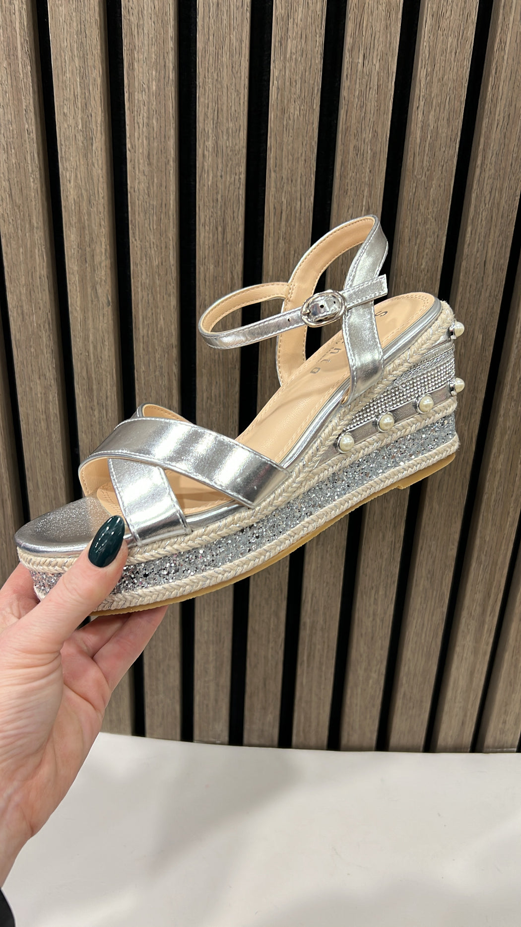 Clonalis silver weave wedge