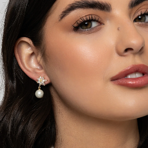 FLORAL FAUX PEARL EARRINGS T367ECB