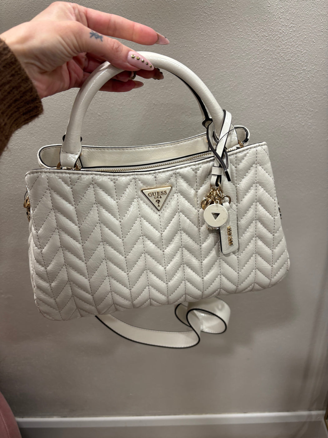 Guess Cheryl Stone Bag. TQ972006.