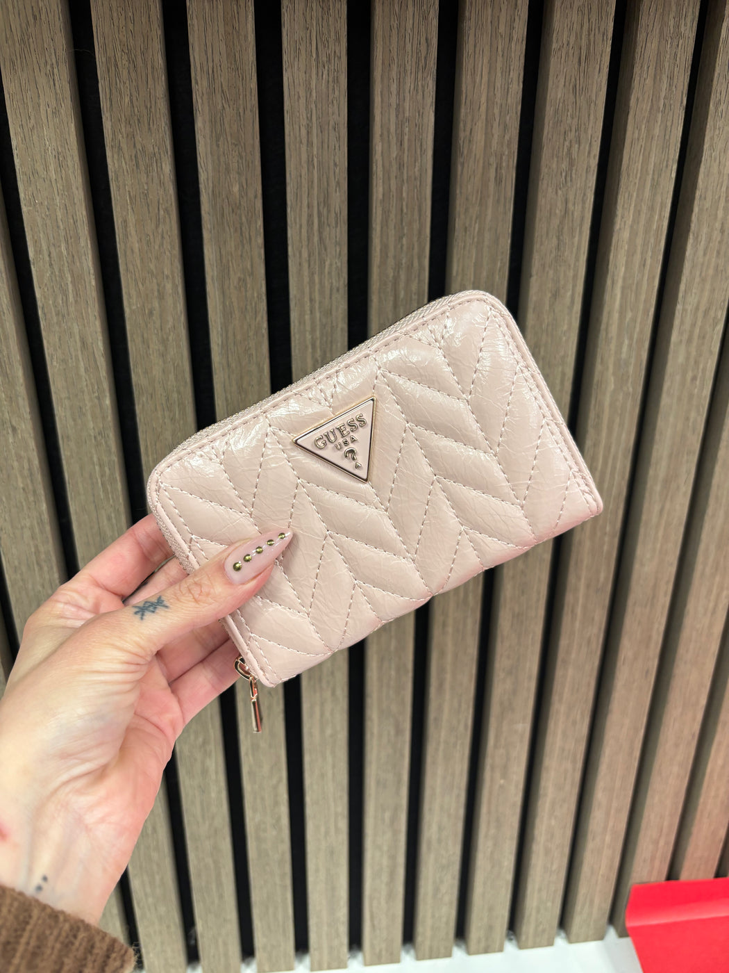 Guess Cheryl Light Rose Wallet. TQ9720140.