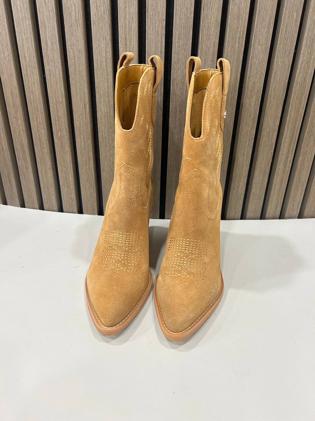 Guess 3/4 suede boots FLTSALSUE10