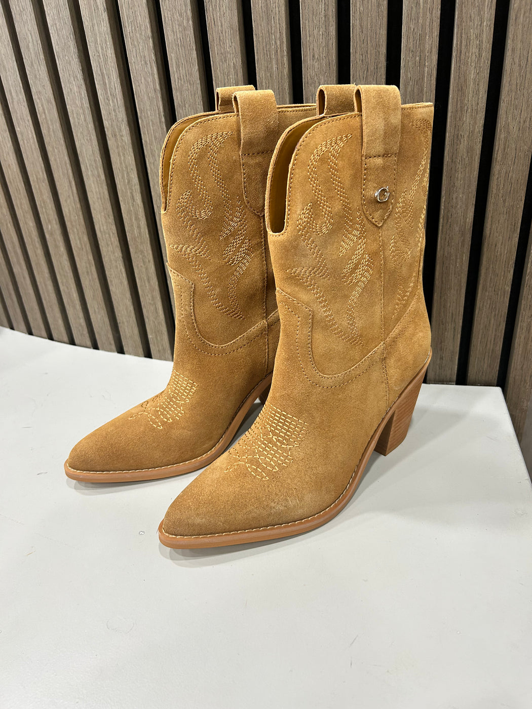 Guess 3/4 suede boots FLTSALSUE10