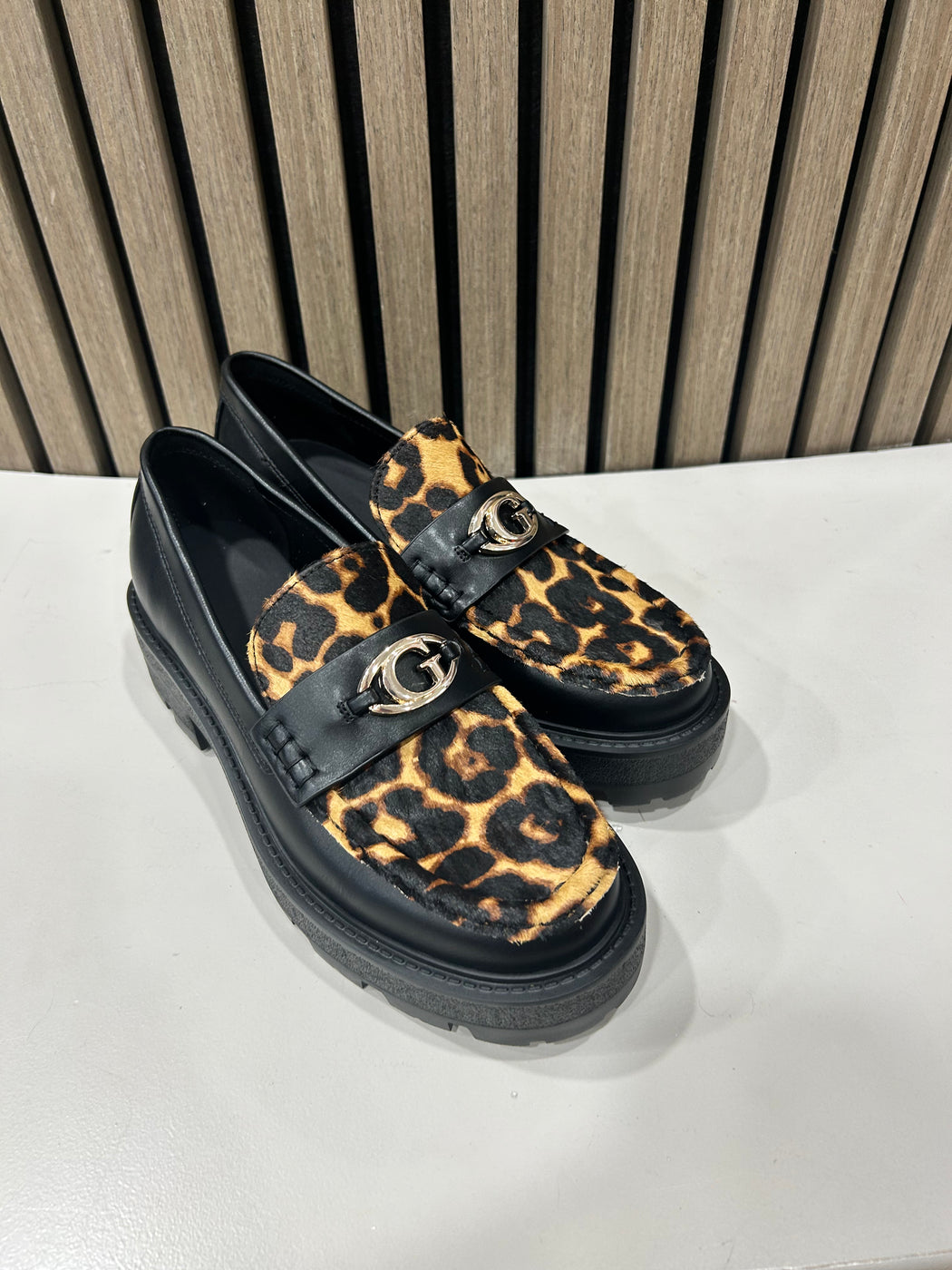 Guess black animal print loafer FLTYK2LEP14