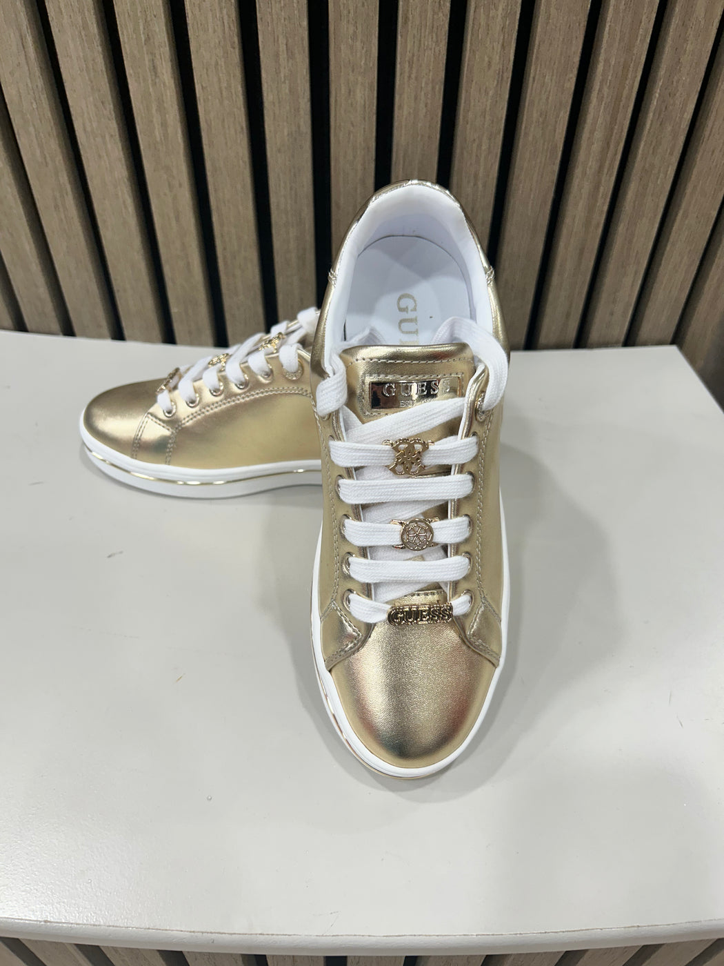 Guess gold sneaker FLTSS3LEL12