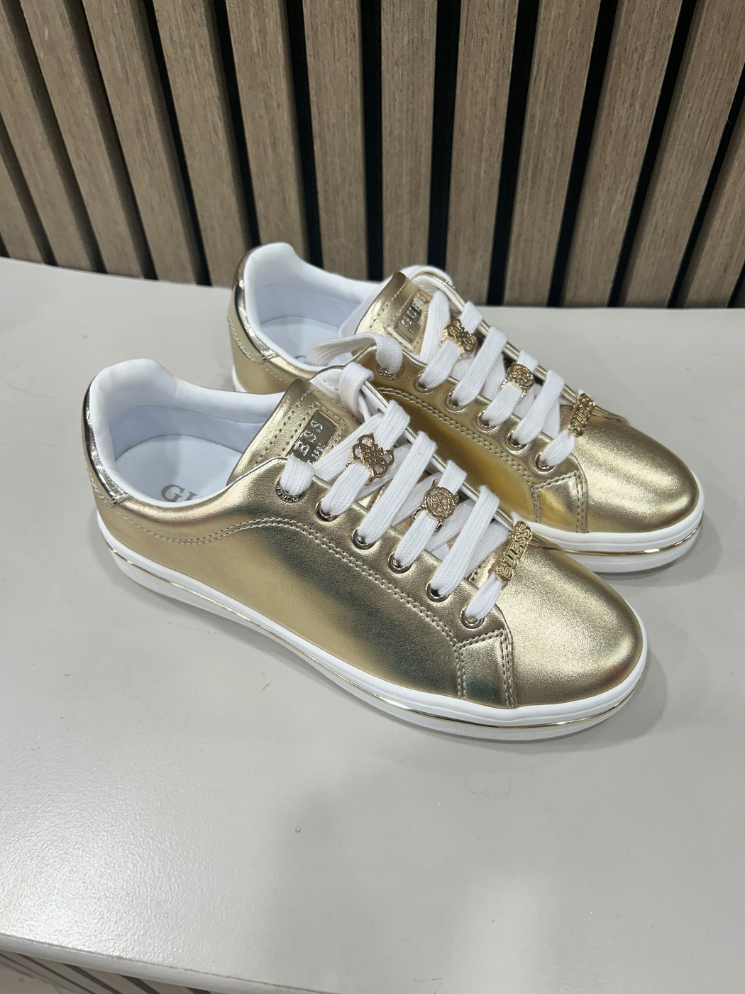 Guess gold sneaker FLTSS3LEL12