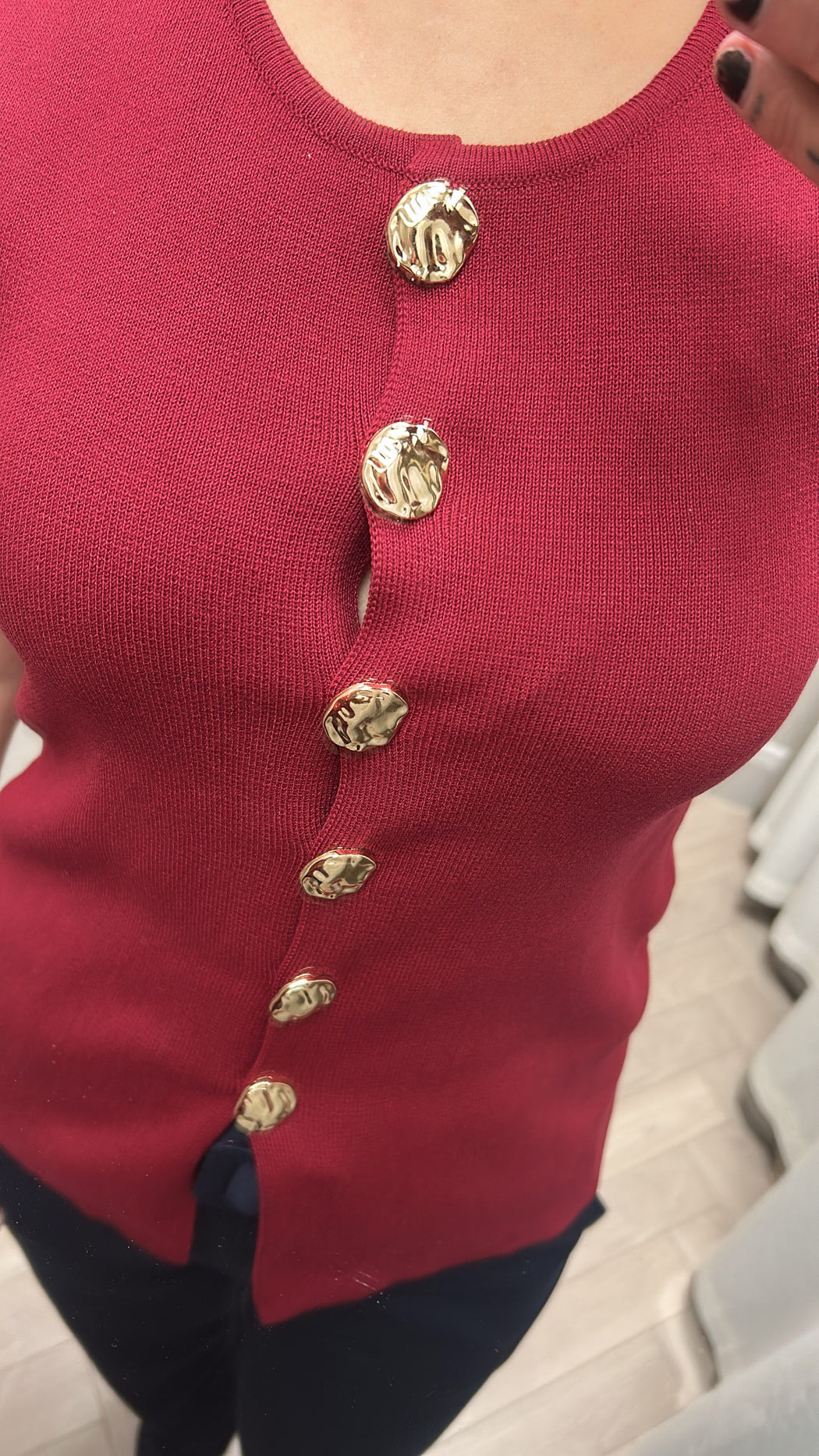 Wine  button knit waistcoat