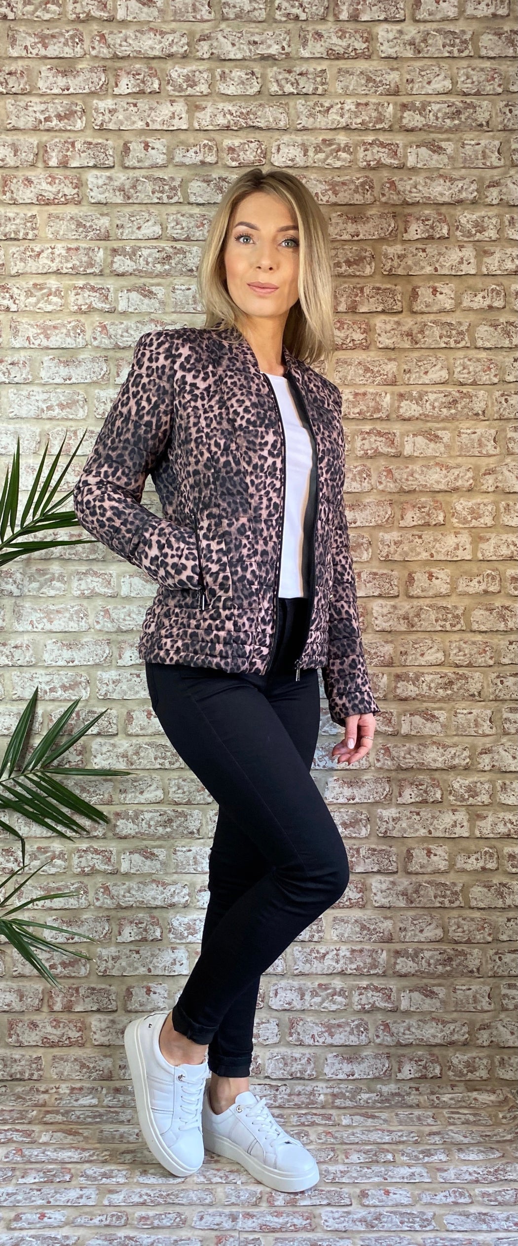 Vera guess leopard jacket sale
