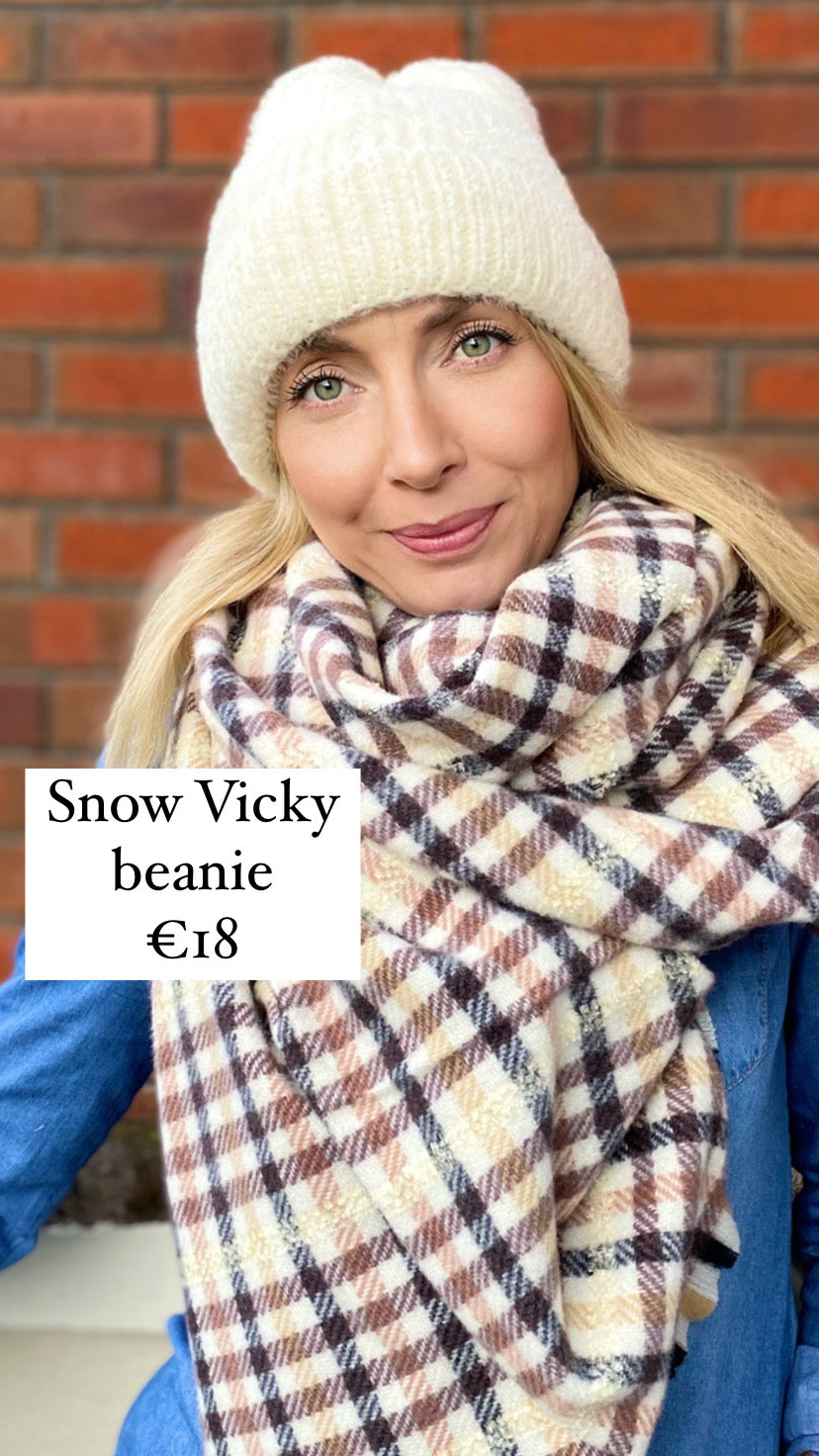 Snow Vicky beanie