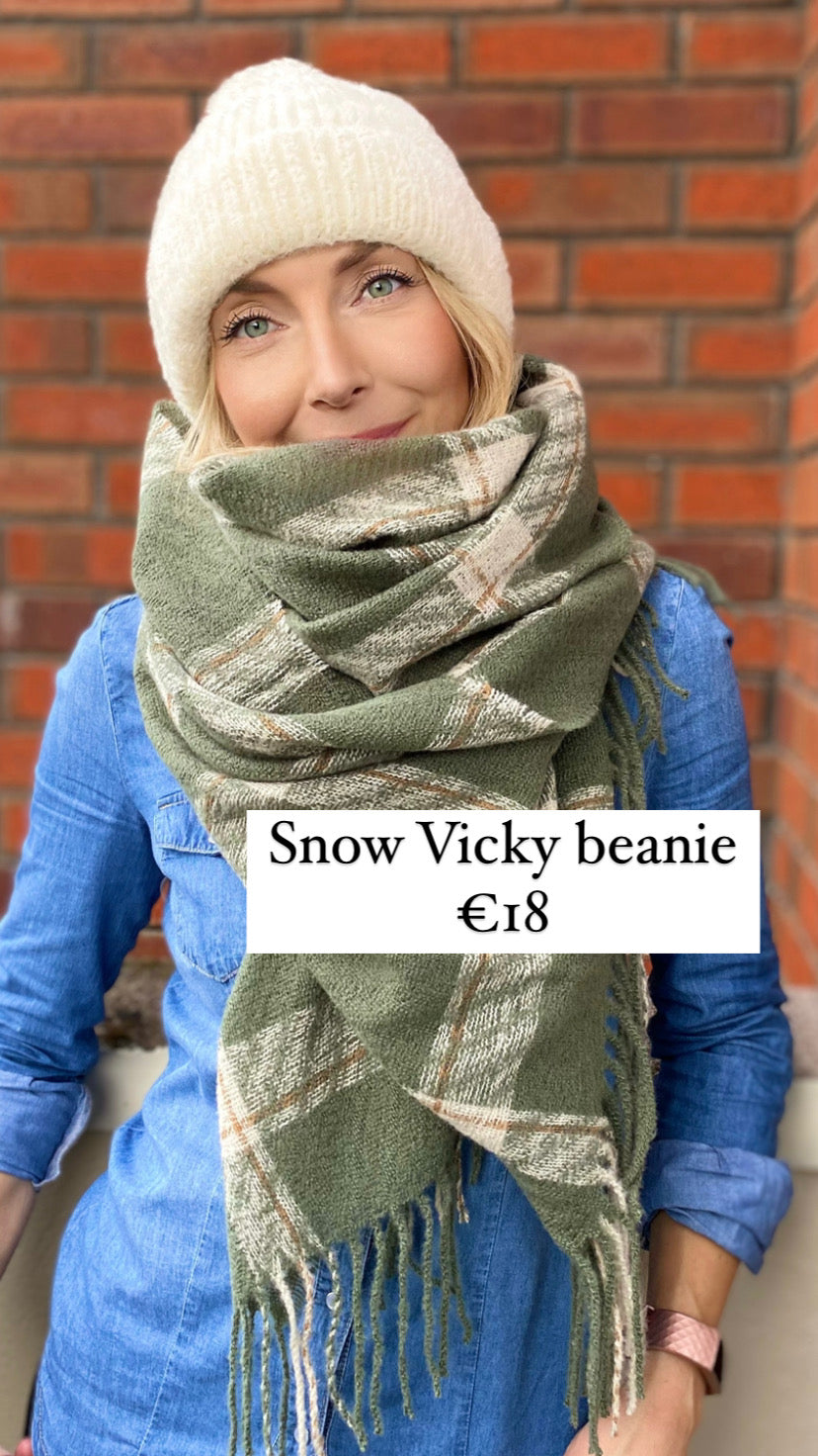Snow Vicky beanie